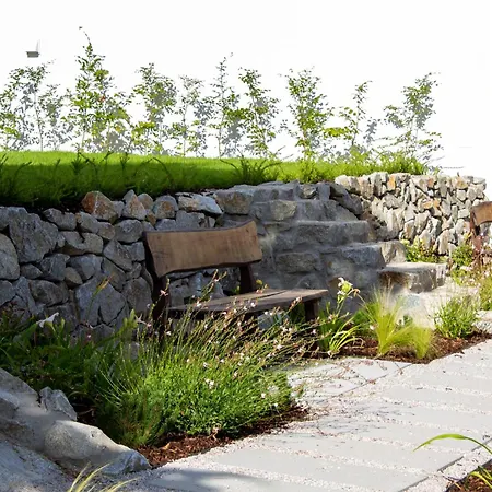 Taxis - New 2* 布拉迪斯拉发