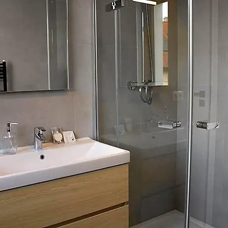 Gardinn - Free Parking And Quiet Garden Hotel Bratislava