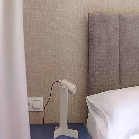 Hotel Gardinn - Free Parking And Quiet Garden 3*